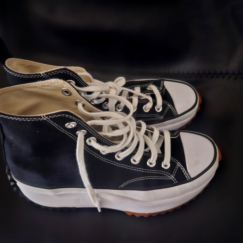 Converse Run Star Hike Hi Men's Sneaker Shoe